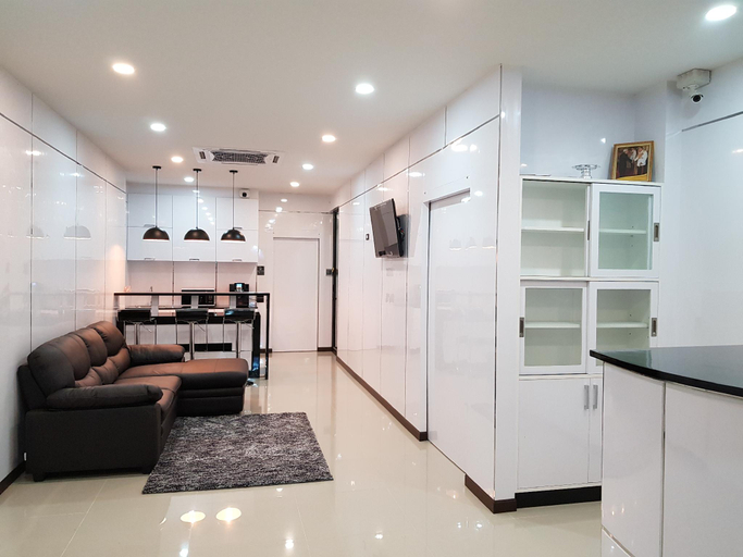 Public Area 2, NK Guesthouse 1, Khlong Toey