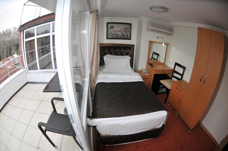 Bedroom 4, Palace Point Hotel, Fatih