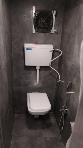Bathroom 2, Saffron Dormitory Goregaon East, Mumbai Suburban
