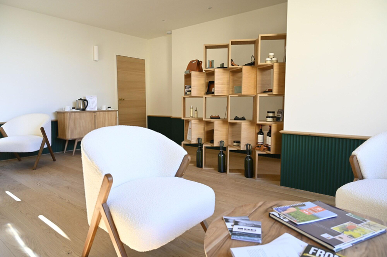 Bedroom 3, Aux Ducs De Sienne, Gironde