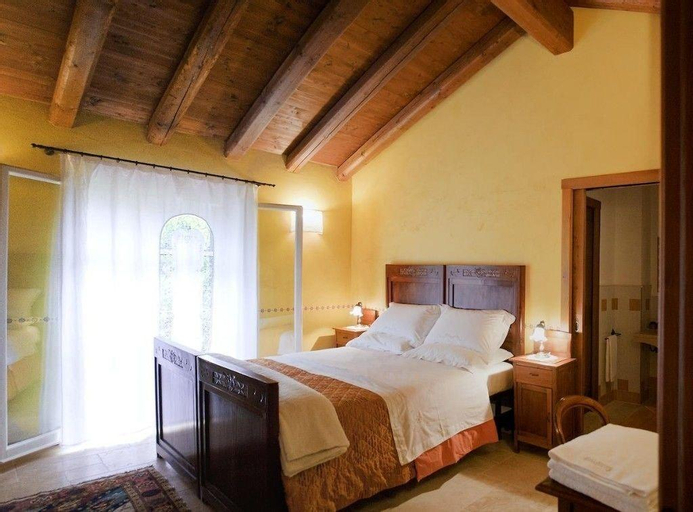Bedroom 4, Casa Carrer B&B, Pordenone
