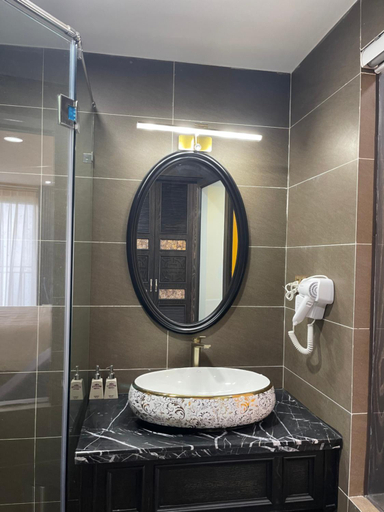 Bathroom 5