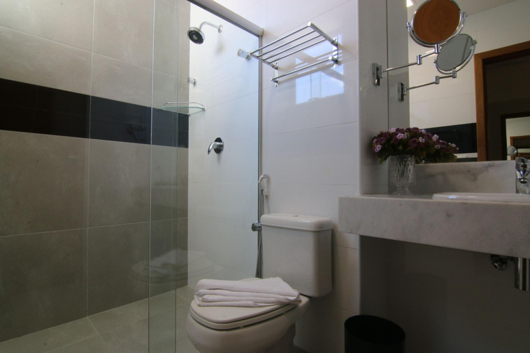 Bathroom 3, Tupyguá Brasil Hotel, Pedro Leopoldo