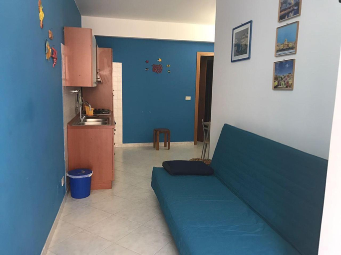 Others 5, FAVIGNANA IN CENTRO, Trapani