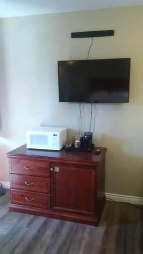 Bedroom 3, THE HIGHLANDER INN, Niagara