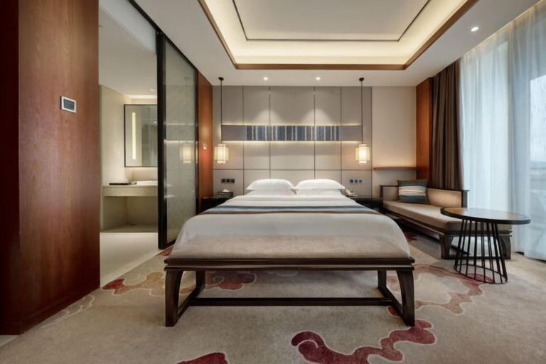 Bedroom 3, JP Hyllis Hotel, Chuxiong Yi