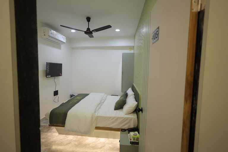 HOTEL LA LUXURY, Surat
