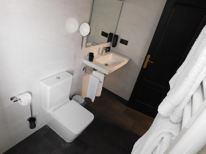 Bathroom 4, HOTEL TERRA GALEGA MEIGA, Lugo