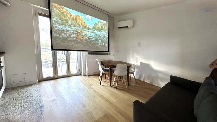 Others 4, Suite&Chic Apartment, Bari