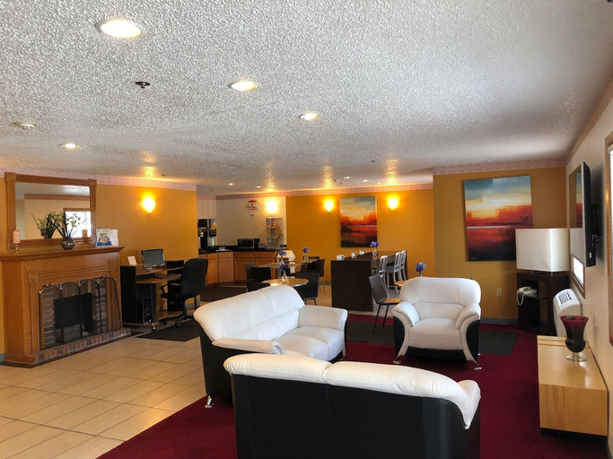 Others 5, Super 8 by Wyndham Front Royal, Warren