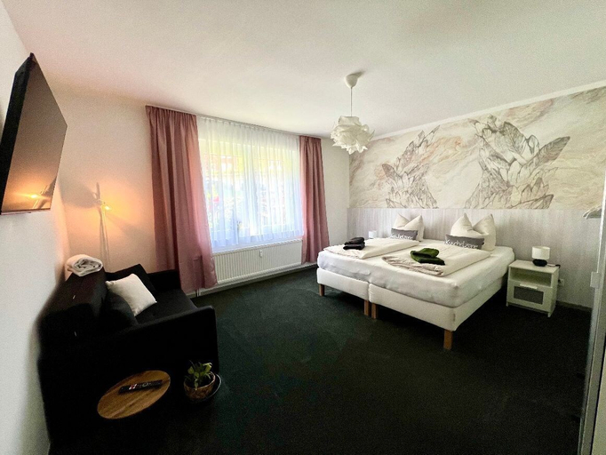 Bedroom 3, Pension Alscher, Goslar