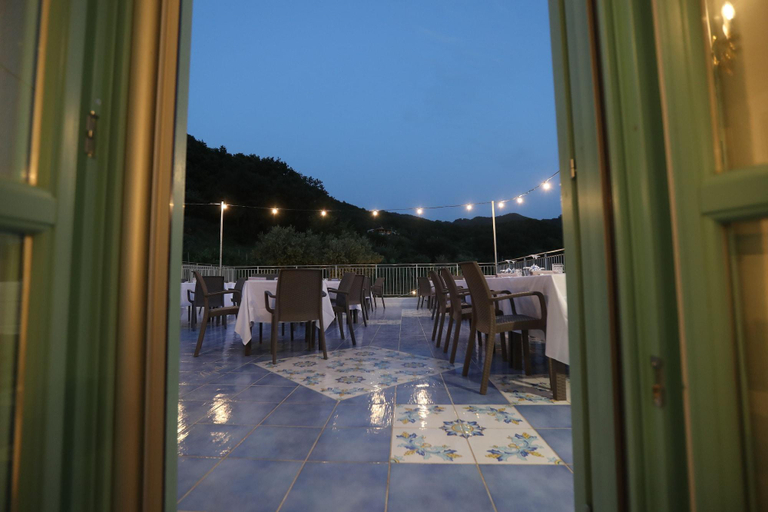 Food & Drinks 5, Borgo Rosso Di Sera Resort Country Chic, Cosenza