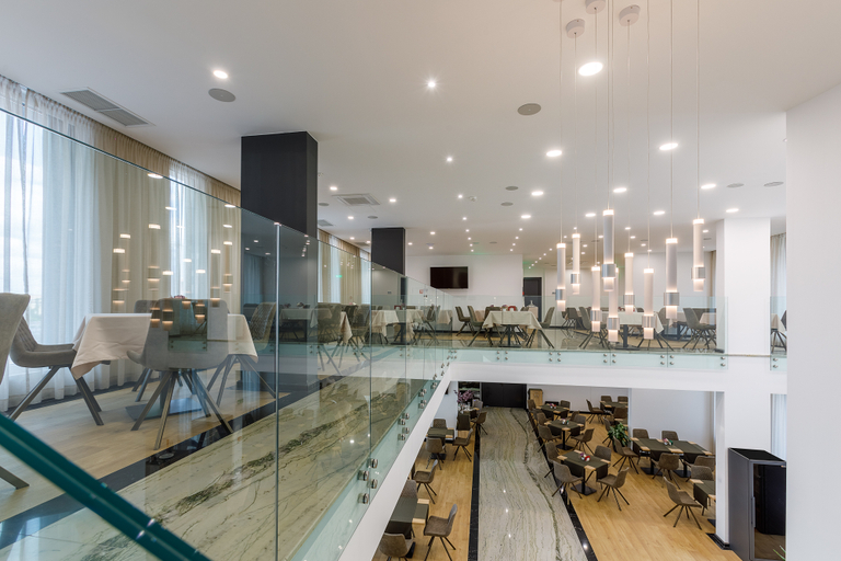 Others 5, Blue Star Luxury Hotel 4*, Stolichna
