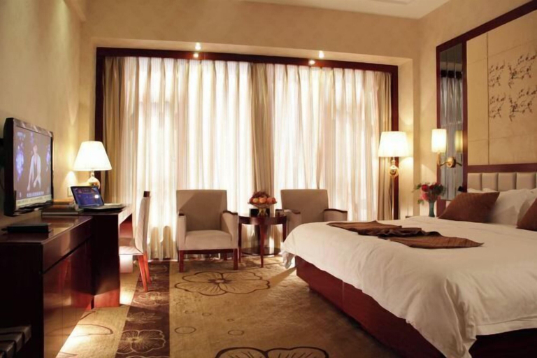 Bedroom 3, Ruijin Hotel, Meizhou