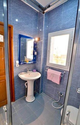 Bathroom 3, Hôtel el menzah kazi, Tlemcen