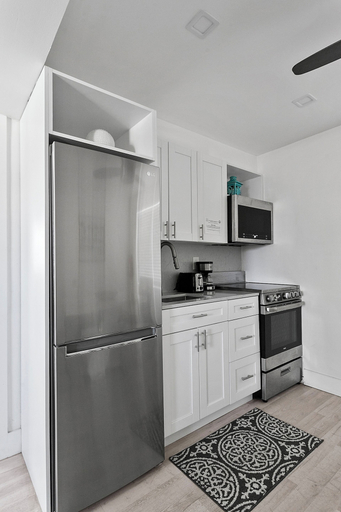 Others 4, ULTRA relaxing 2 bed beach&boardwalk apt, Broward