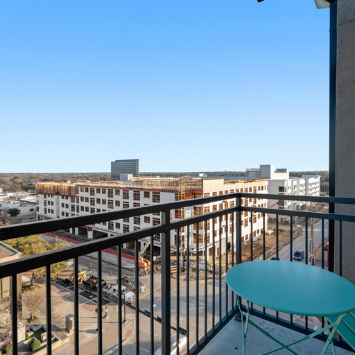 Room 4, Arlington Spacious Studio Apartment, Arlington