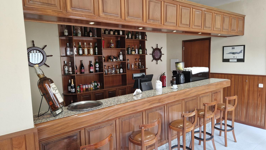 Food & Drinks 4, Hotel Peninsular, Leiria