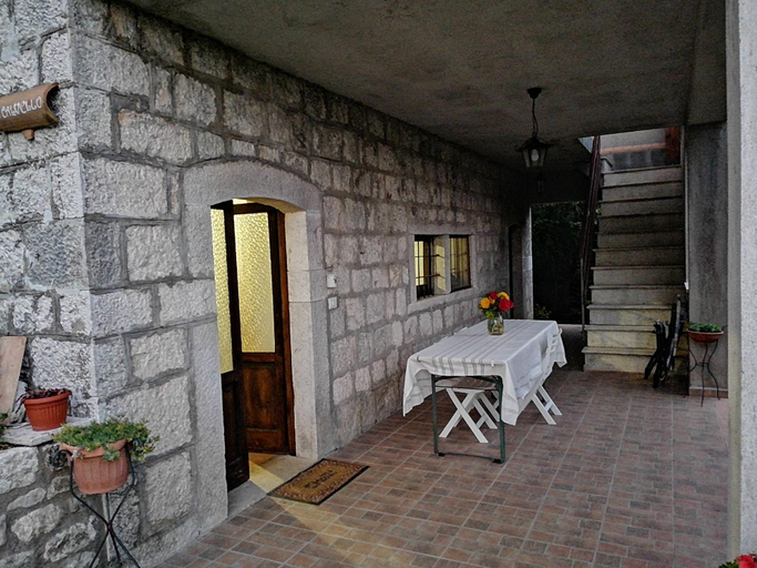 Others 5, Calvello, Benevento