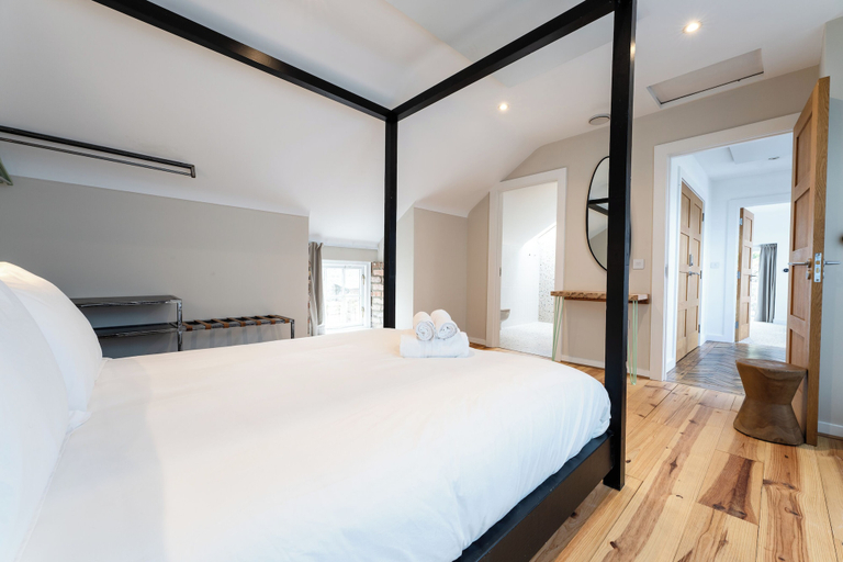 Bedroom 2, Hideout by Stay Lagom, Causeway Coast and Glens