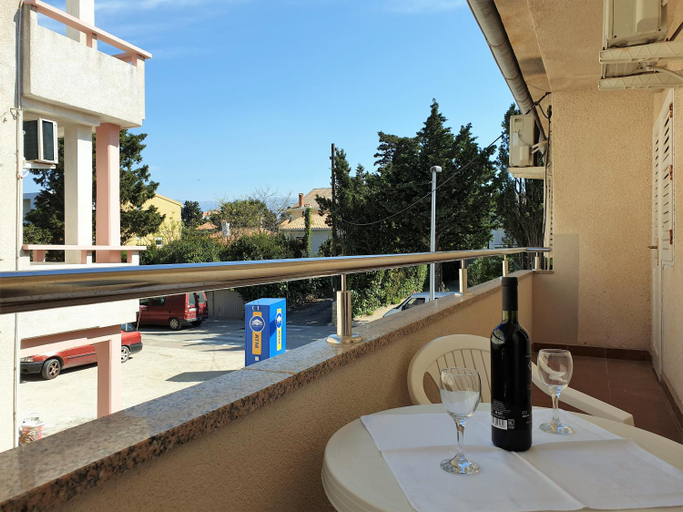 Others 3, Guest House MIRA, Novalja