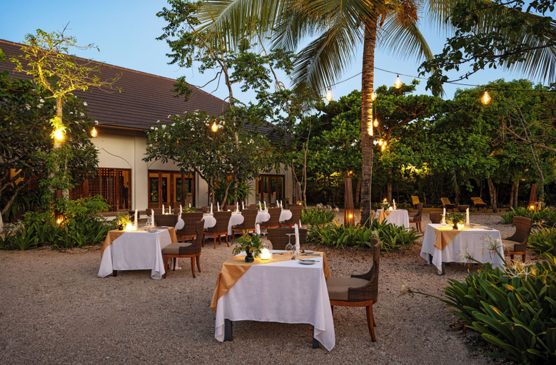 Food & Drinks 5, The Residence Zanzibar, Kusini