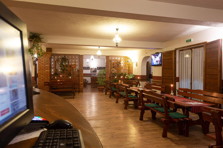 Food & Drinks 2, Pensiunea si Restaurant Erdo, Feliceni