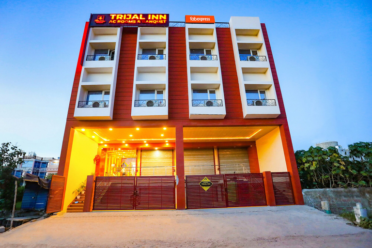 Exterior & Views 2, FabHotel Trijal Inn, Lucknow