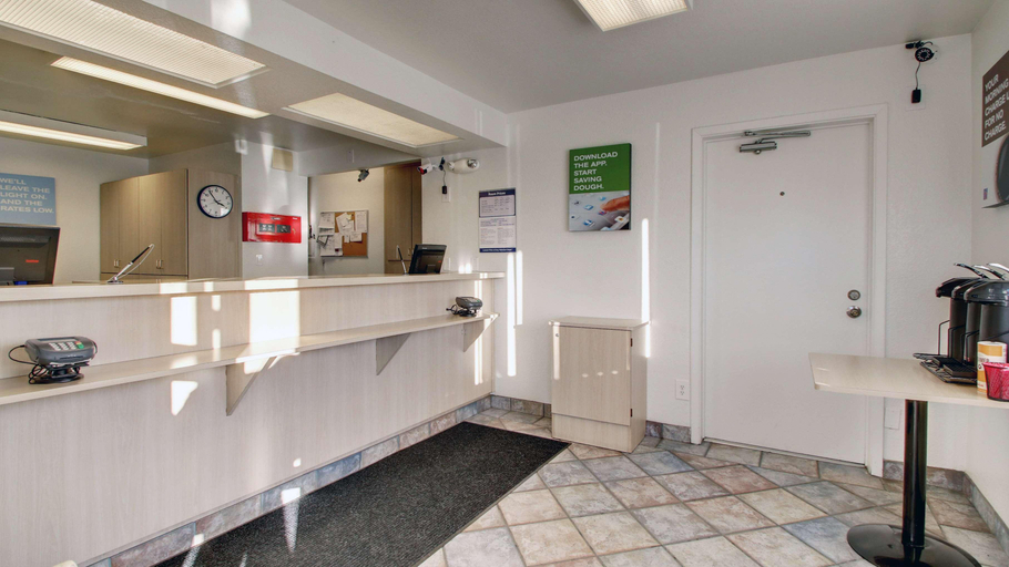 Public Area 2, Motel 6 Owensboro, KY, Daviess
