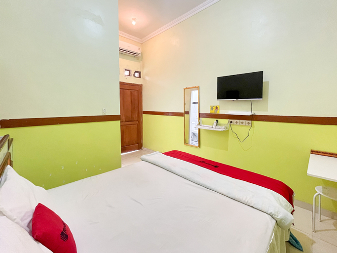 Bedroom 18