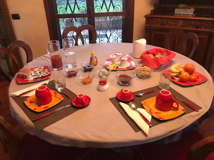 Food & Drinks 5, B&B Borgo dei Fiori, Milano