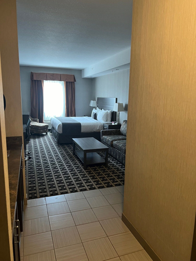 Bedroom 2, Timber Ridge Inn and Suites, Division No. 18