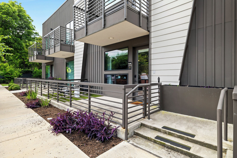 Exterior & Views 2, Holly House, Travis