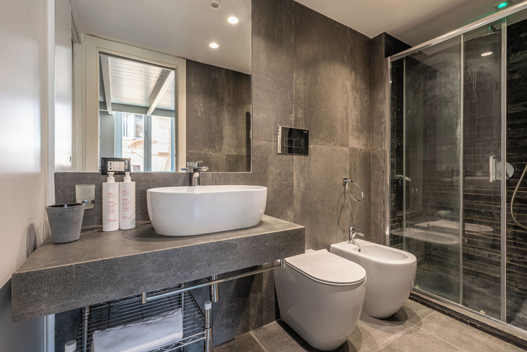 Bathroom, Design Loft al Teatro Massimo, Palermo