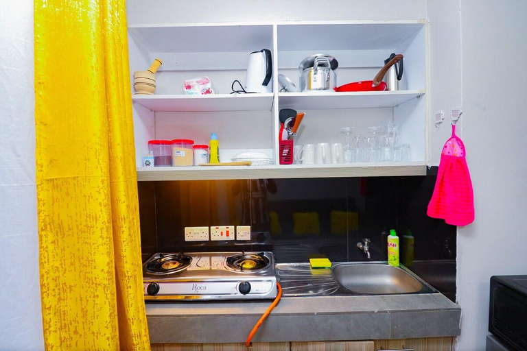 Others 5, Studio Apartment, Roysambu