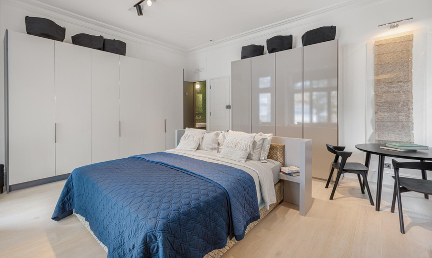 Others 3, Luxury Suite in Cadogan Square II, London