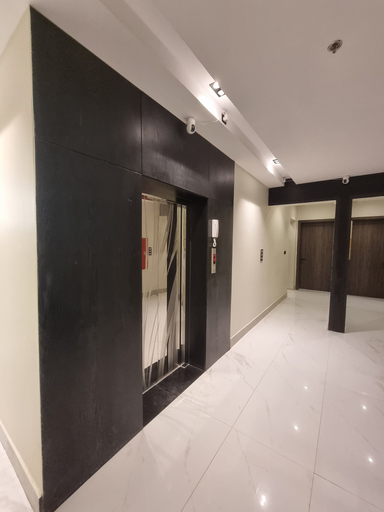 Others 5, HOMETEL NRJS A RUH, Riyadh
