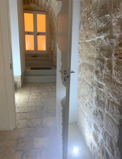 Others 4, Pietrabianca Suite, Bari