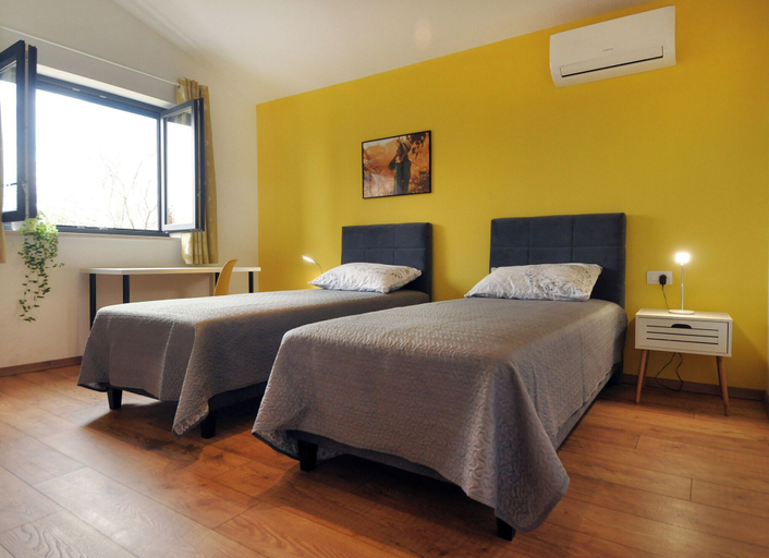 Bedroom 2, Villa Angelica, Ližnjan