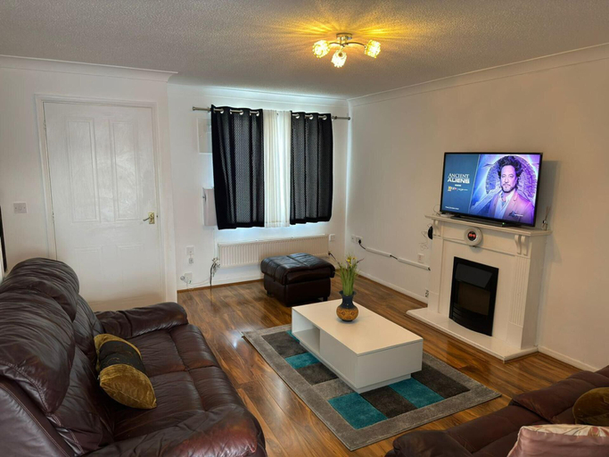 Others 4, Luxury London Apartment With 3 Bedrooms, London
