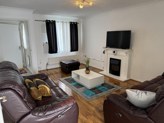 Others 5, Luxury London Apartment With 3 Bedrooms, London