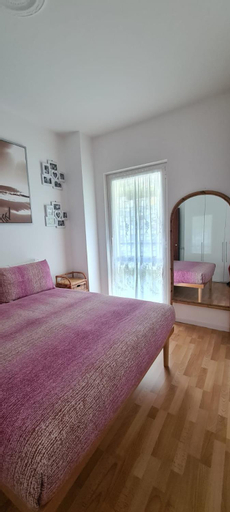 Bedroom 2, MICHELINA, Genova