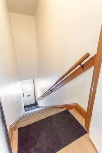 Free Parking, Beautiful 4 1/2-2 BR apartment, Montréal