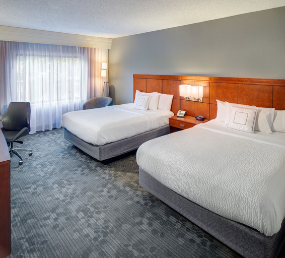 Bedroom 3, Courtyard by Marriott Columbia Northeast/Fort Jackson Area, Richland