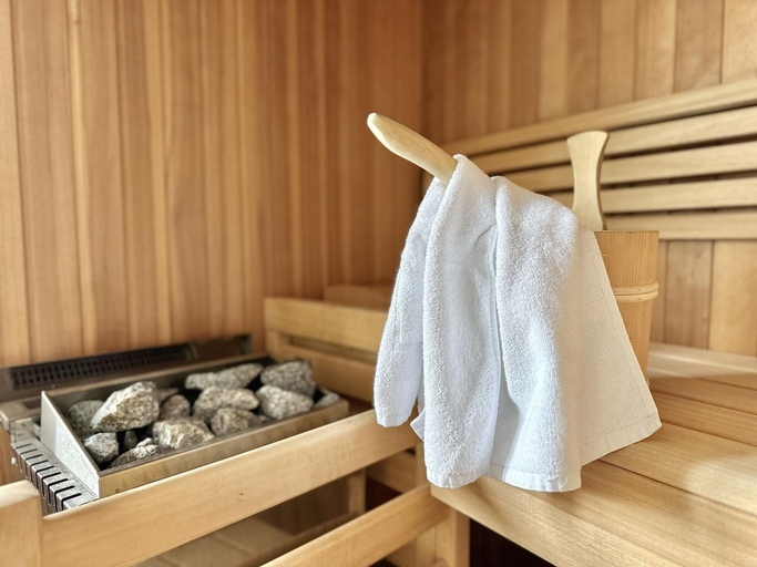Room 4, Ottilienhof Sauna 200m From ski Lift, Zell am See