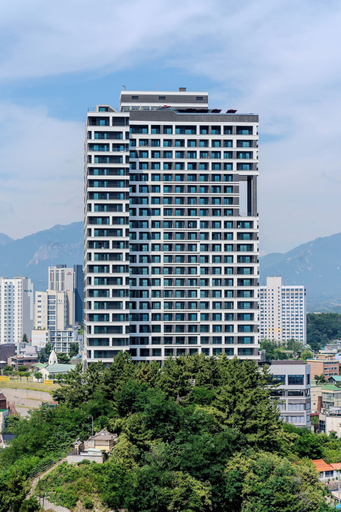 Others 4, More Than Sokcho Lighthouse Branch, Goseong