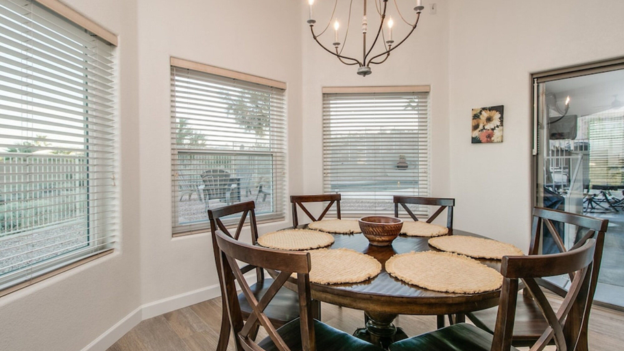 Dining room, Breathtaking Views & Htd Pool in Fountain Hills!, Maricopa