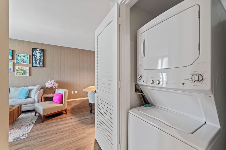 Bathroom 4, Lyfe Resort and Residence, Broward