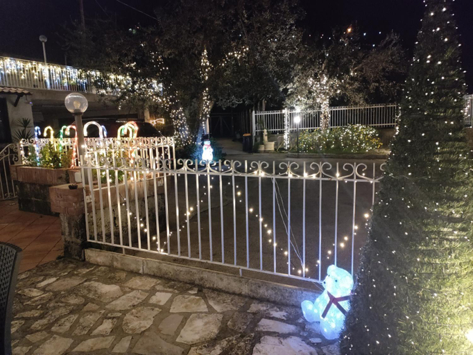 Others 5, Villa Luciana, Napoli
