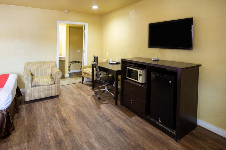 Others 5, Woodridge Inn and Suites, Ottawa
